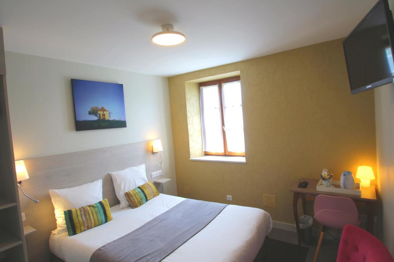 Logis Hotel Archambeau Thonac Exteriör bild